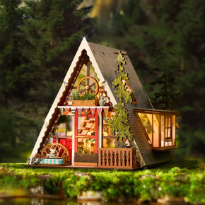Woodland Dream Miniature Cabin DIY Craft Kit