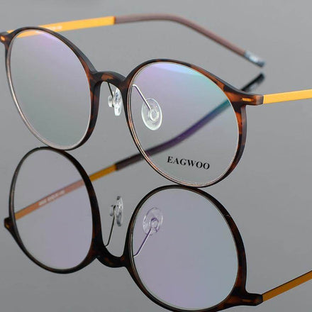 Pure Retro Titanium Eyeglasses